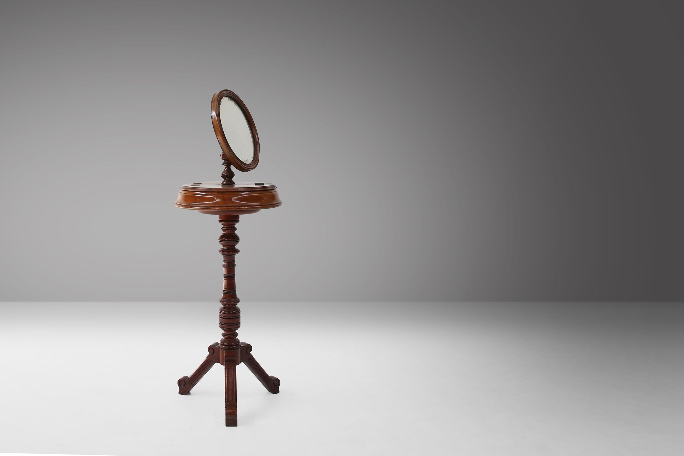 Romantic Make‑Up Mirror with Side Storage, France 1850sthumbnail